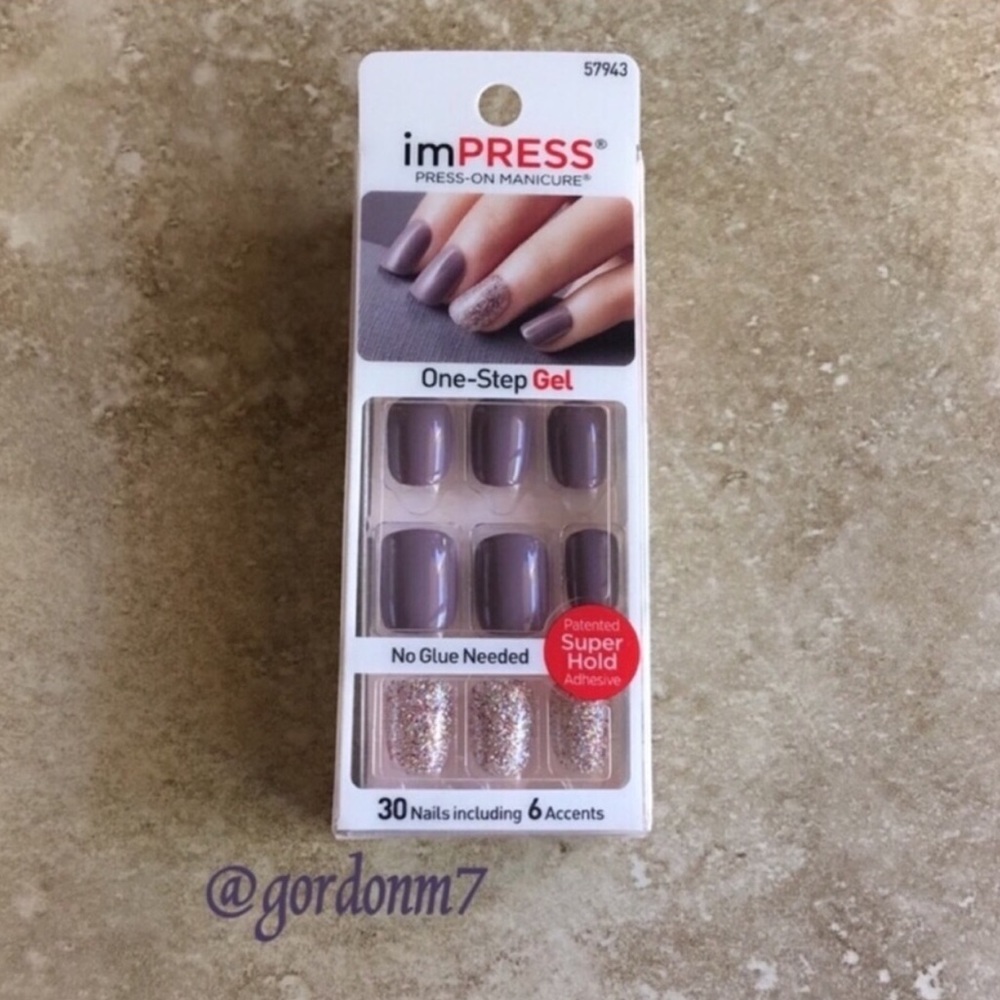 BRAND NEW imPRESS Press-on Nails in Night Fever
